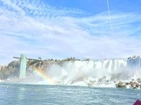 niagra falls with rainbow