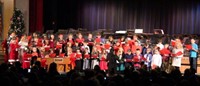 fourth grade chorus singing