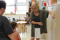 incoming kindergarten student gets her new cubby at port dickinson elementary kindergarten orientati