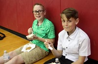 students eating ice cream