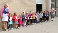 pre k class smiling 