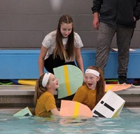 students boat sinking