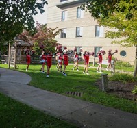 cheerleaders performing