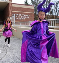 Students in Halloween Parade