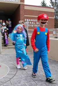 Students in Halloween Parade