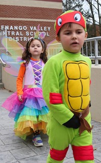 afternoon Halloween Parade at Port Dickinson Elementary