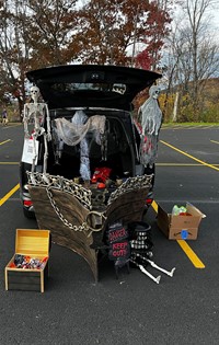 p t a trunk or treat event